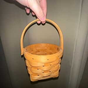 Vintage 1996 Longaberger Square Bottom/Round Top Swing Handle Basket